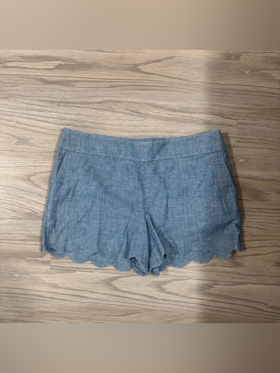 LOFT Pants - LOFT The Riviera Shorts Woman’s Size 8 Blue Scalloped Lightweight Summer Casual